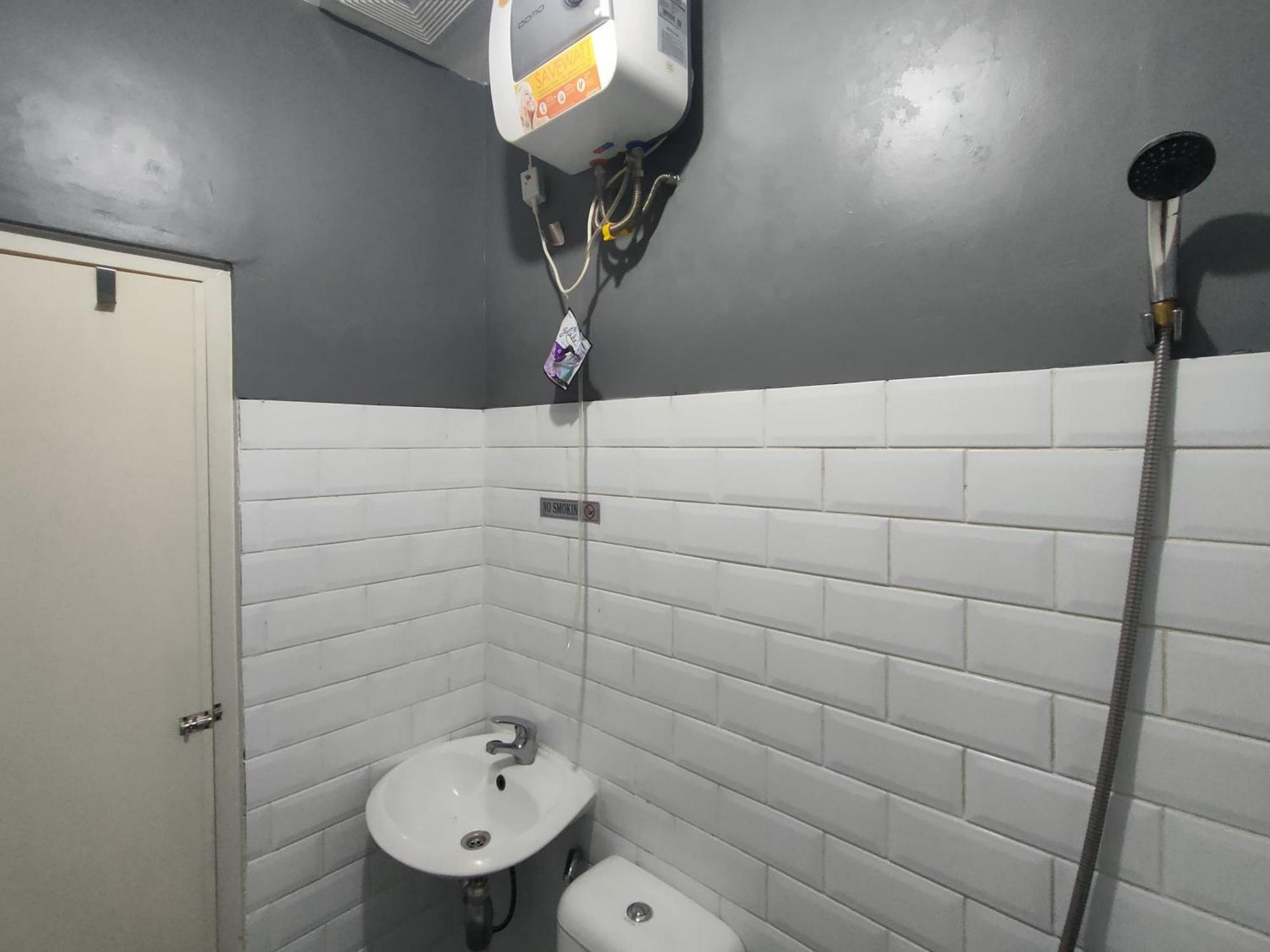 Puspiptek Residence Syariah Mitra Reddoorz Серпонг Экстерьер фото