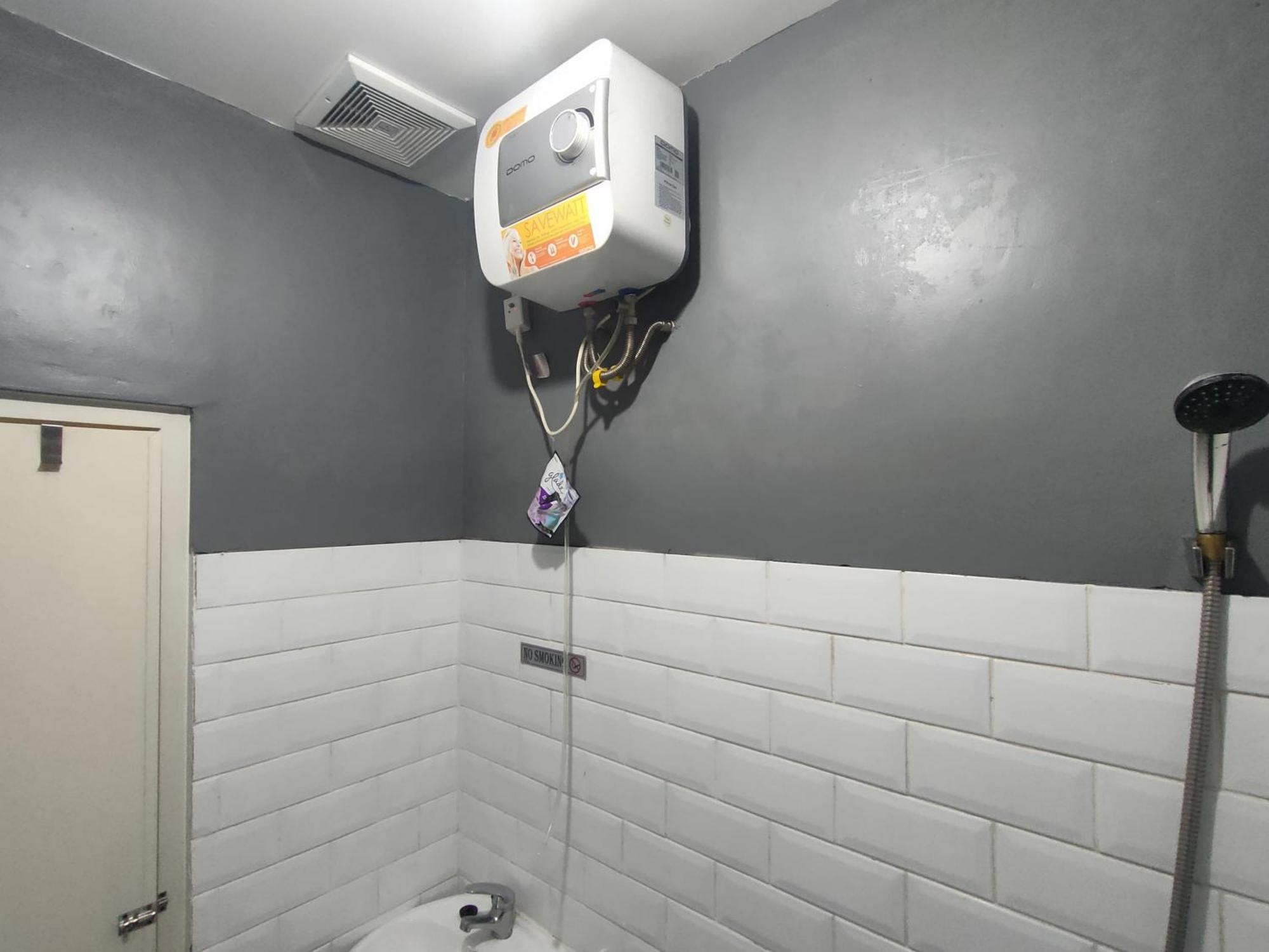 Puspiptek Residence Syariah Mitra Reddoorz Серпонг Экстерьер фото
